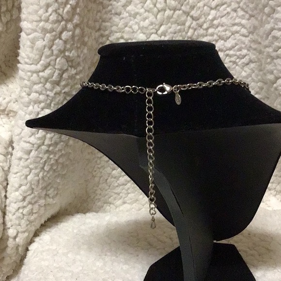 SILVER FLORAL STATEMENT NECKLACE BY PREMIER - Picture 3 of 4